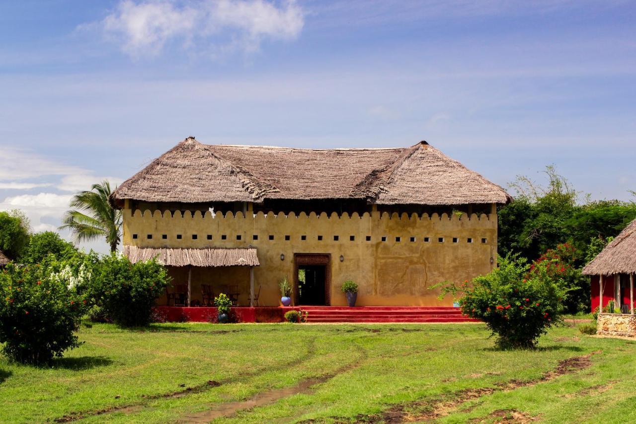 Pangani Cliffs Lodge Экстерьер фото